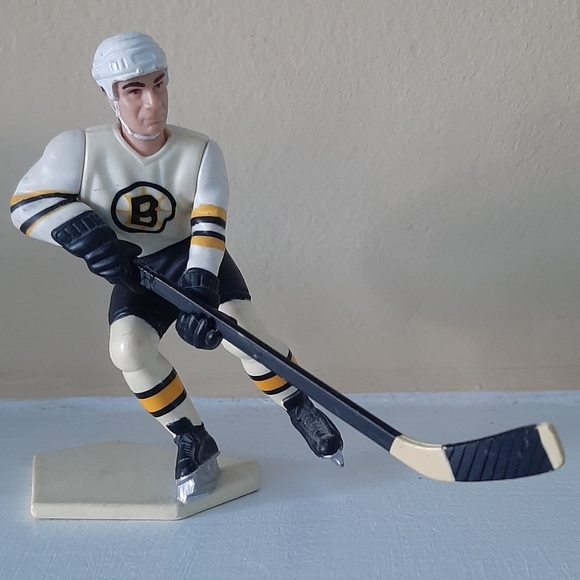NHL Boston Bruins Ray Bourque 1993 Figure - Picture 1 of 3